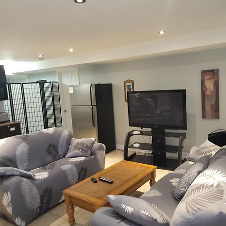 Lovely Guest Entire Apartment Minutes From Ottawa Airport 外观 照片