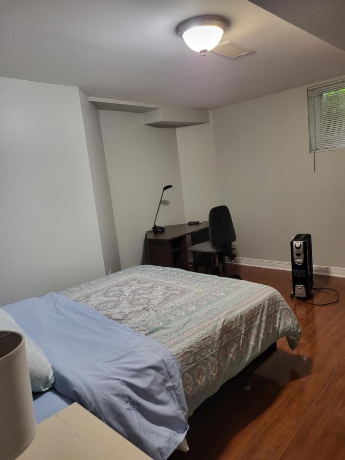 Lovely Guest Entire Apartment Minutes From Ottawa Airport 外观 照片